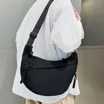 Borsa a Tracolla Casual da Donna in Nylon, Grande Capacità, Stile Hobo con Cinghia Regolabile, Nera/Bianca/Kaki per Uso Quotidiano