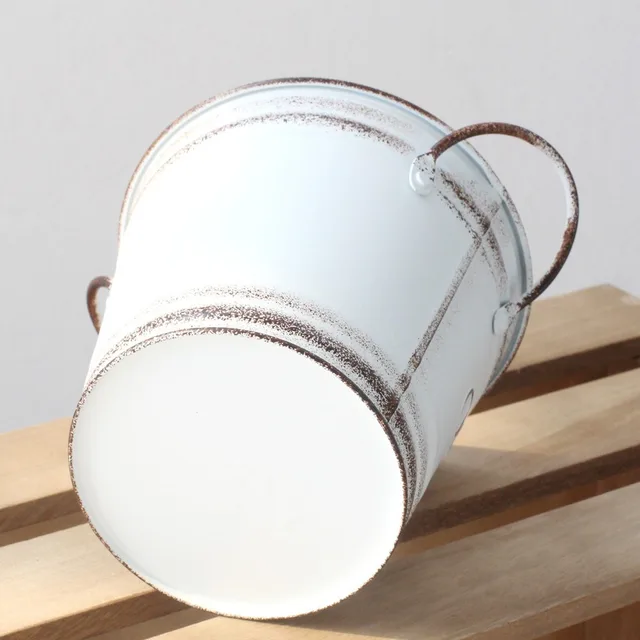 Creative Retro Iron Flower Pot Convenient Durable Metal Flower Container with Handle Round Floral Buckets Garden 3