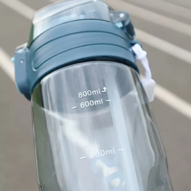 Bouteille d'eau avec couvercle en paille de 800ml, pour le Sport, en plastique Transparent de qualité alimentaire, gobelet anti-fuite, pour hommes et femmes, verres d'extérieur