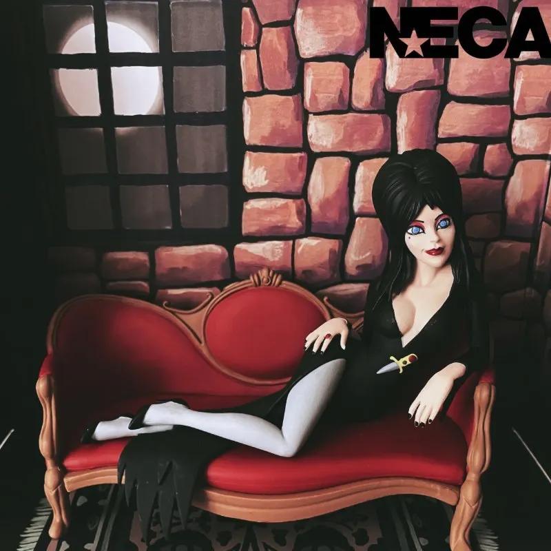 

Фигурка Neca Elvira, игрушки, хозяйка темных сидений, версия, фигурки, 6-дюймовая Коллекционная модель, кукла, подарок для детей на Хэллоуин