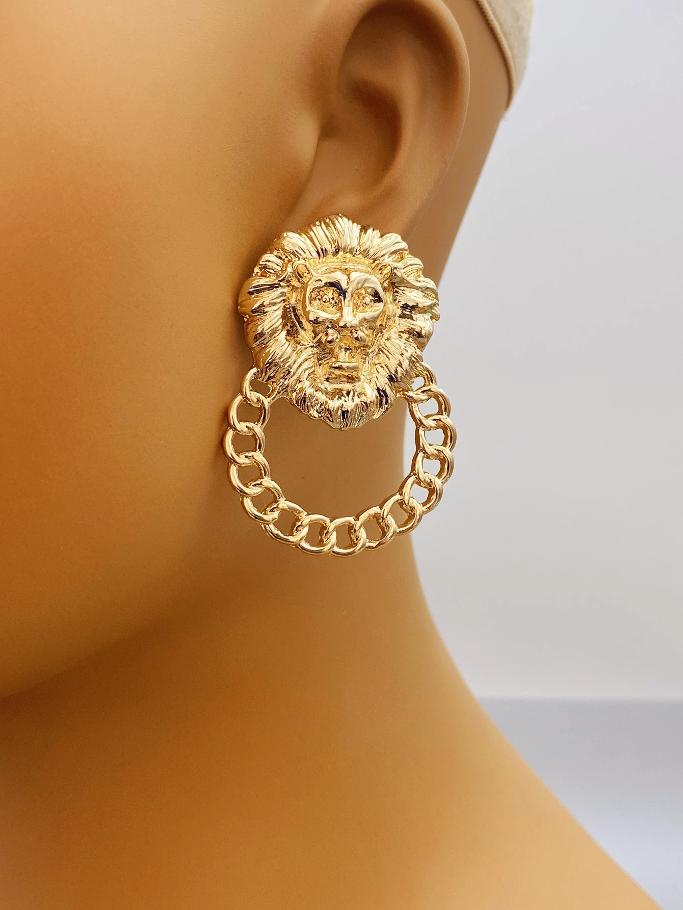 Vintage Style Zinc Alloy Lion Head Earrings for Women's Daily Wear earings for women