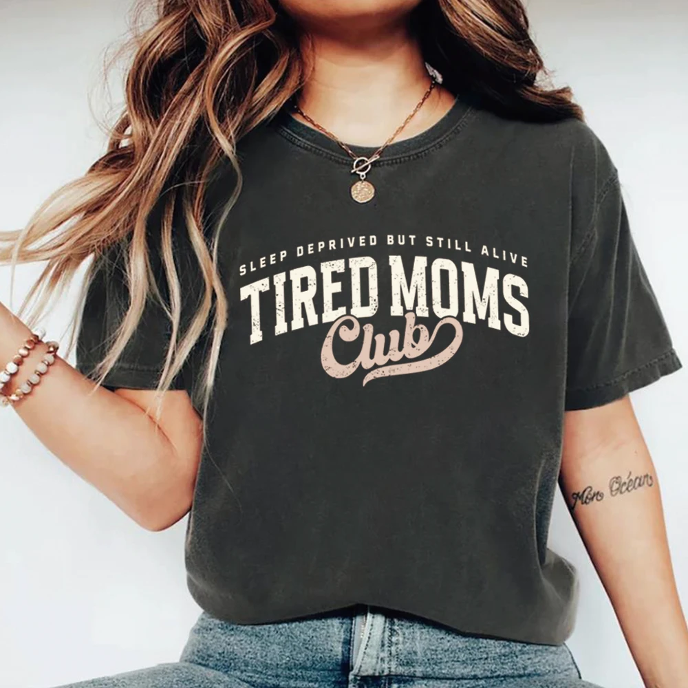 Retro Tired Moms Club T-Shirt, Mom Life Shirt, New Mama T-Shirt, Coole Mama-Shirts, Trendige Damen-Kurzarmshirts, Lässige Oberteile, Geschenk für Sie