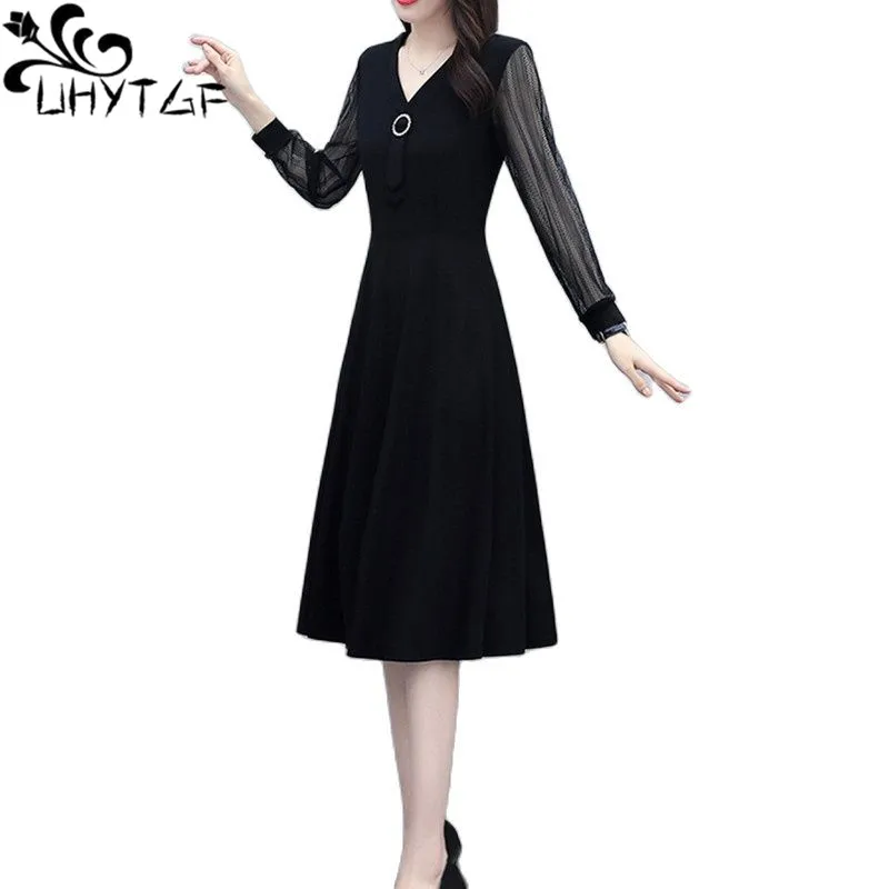 

UHYTGF Middle-Aged Mom Loose Size Dress 2022 Hollow Lace Stitching Autumn Dresses Long-Sleeved Elegant Women Bottoming Skirt1707