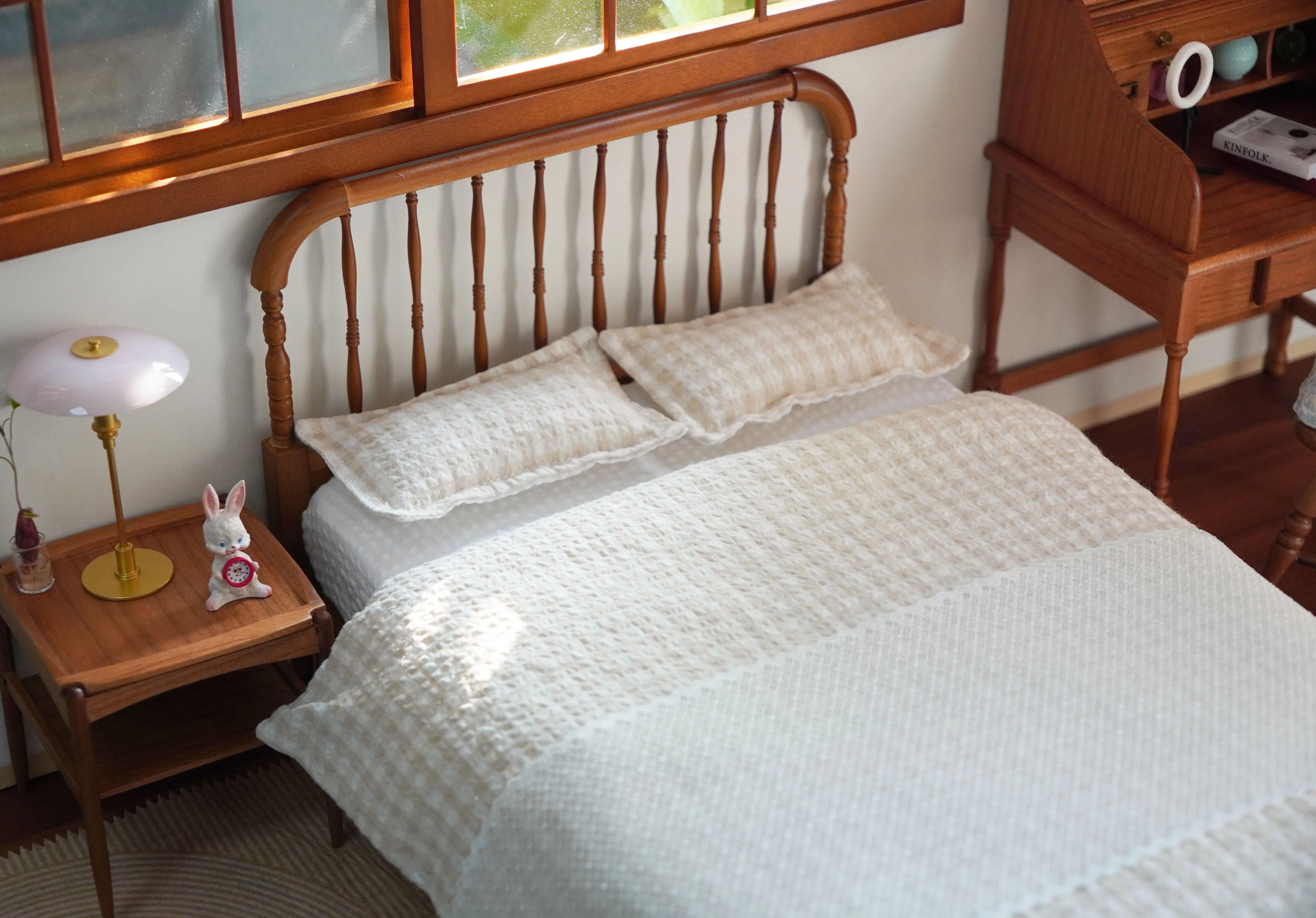 1/6 doll house miniature toy  bedding set of four single bed pillow quilt hat（Bed and gauze not included） 6