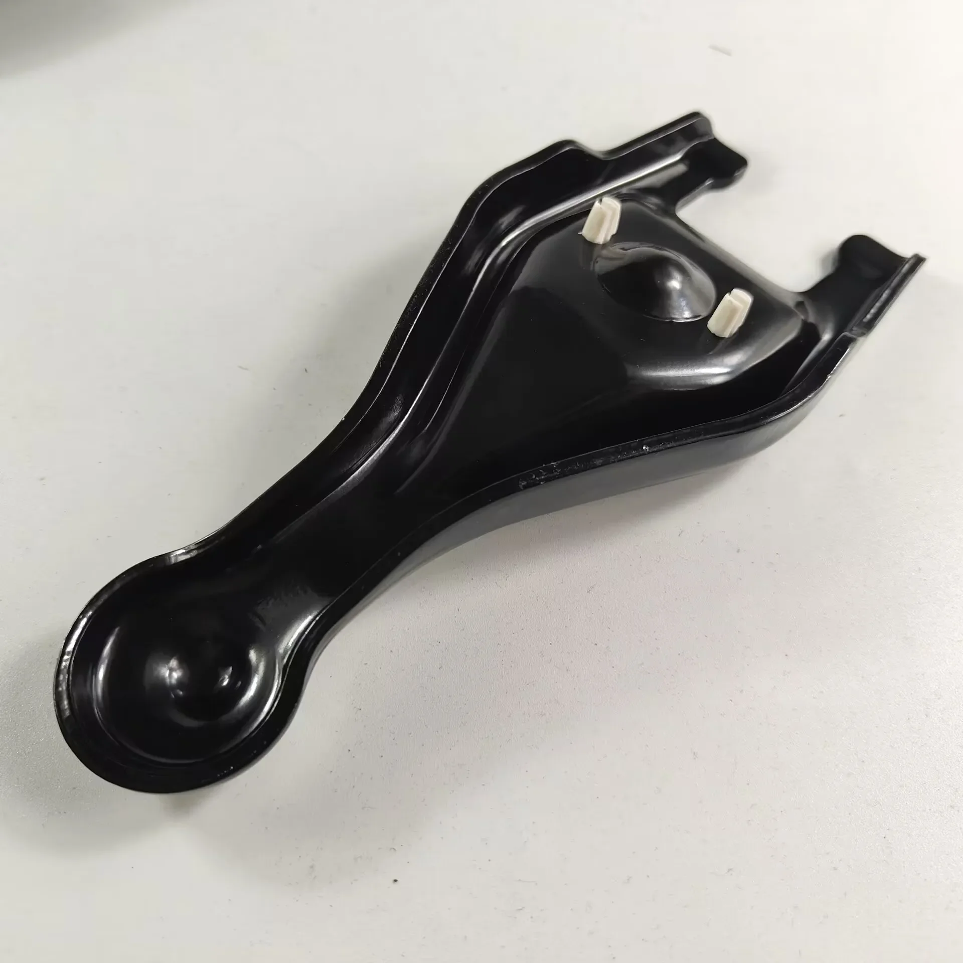 CLUTCH RELEASE FORK For Peugeot 1007 206 207 3008 307 308 406 407 5008 508 607 806 Citroen 2117.66 2117.61 211761 211766