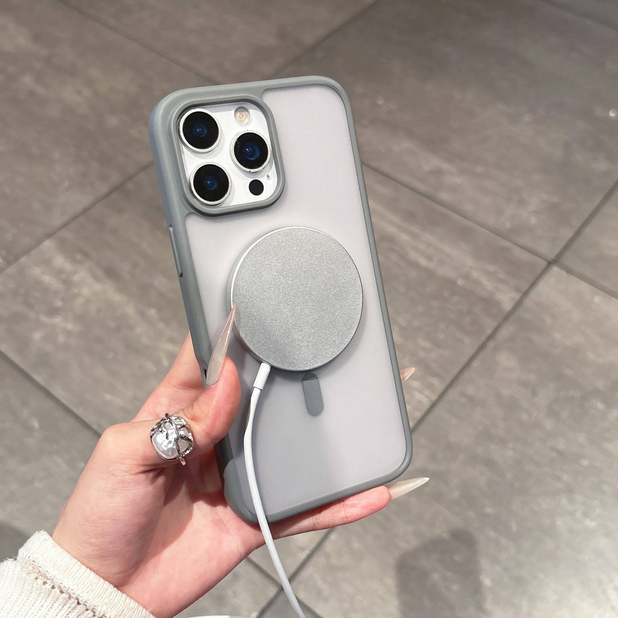 Magnetic Matte Shockproof Phone Case - MagSafe Compatible Accessories