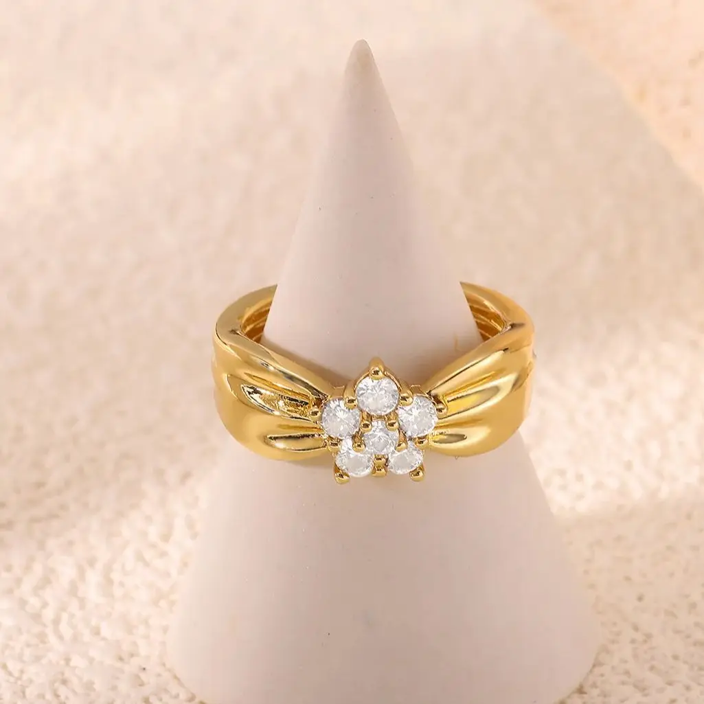 Luxury Zircon Elegant Flower Rings For Women