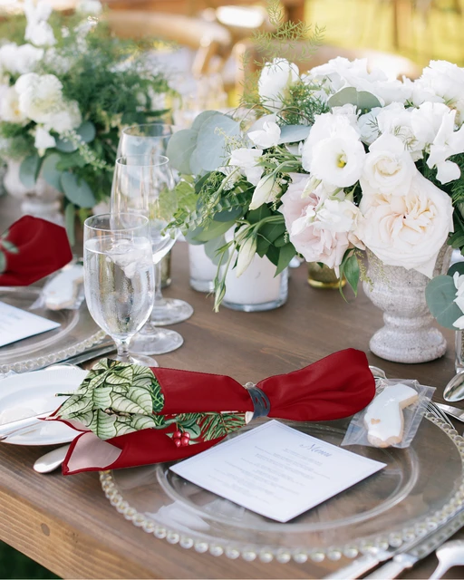 Ensemble de serviettes de Table de noël en forme de baies d'eucalyptus, en  tissu, pour fête, Festival, mariage, maison - AliExpress