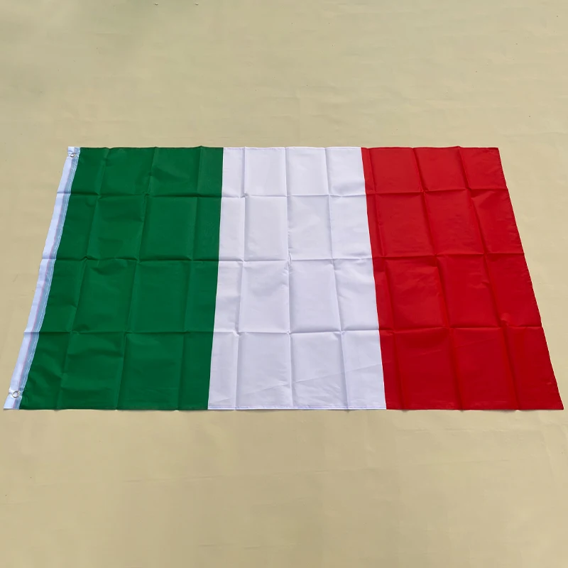 

EOODLOVE FLAG Italian Flag 90x150cm Hanging Polyester Green White Red Italian Flag Indoor and Outdoor Festival Decoration