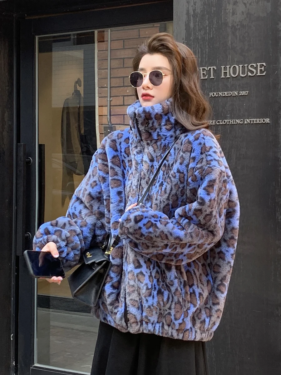 

Winter 2023 Korean Version Loose Warm Lamb Women Short Coat Female Leopard Faux Fur Coat Female Plush Teddy Coat Outwear B59
