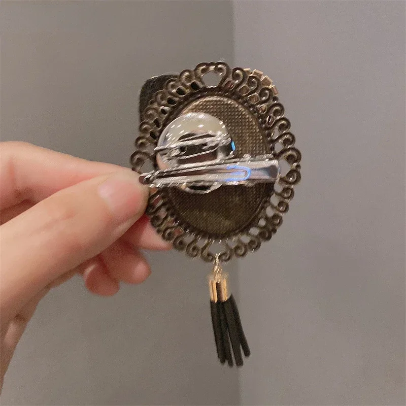 Spilla rotonda moda retrò Spilla con perle di bambù Decorazione Spilla