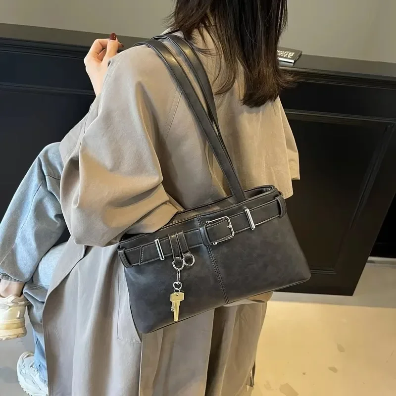 Casual Solid Interior Compartment Shoulder Bags Large Capacity Women Zipper Pu Handbags shoulder bag