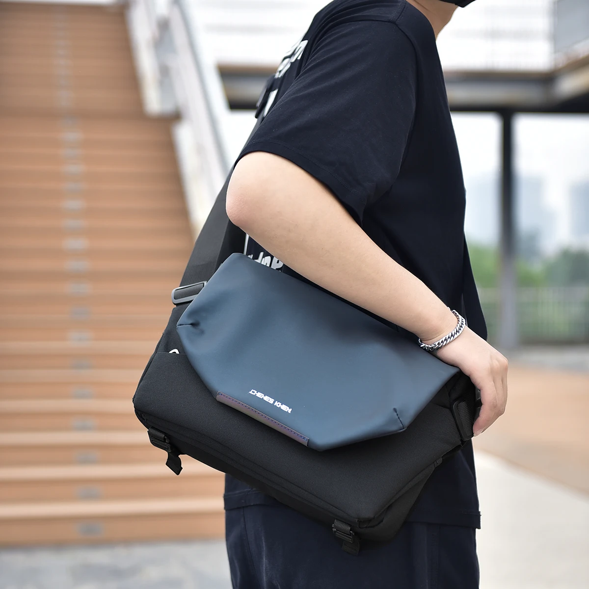 Men's Stylish Crossbody Bag, Water-resistant Casual Shoulder Bag, Multi-functional EDC Sling Bag
