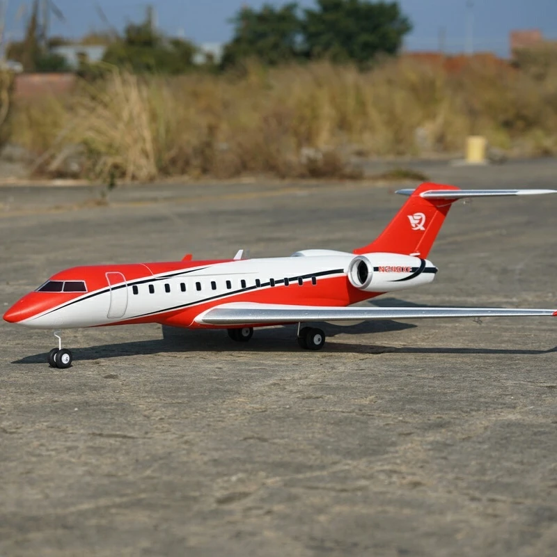 Détail du cockpit et des ailes de l'Avion RC Xfly Swift Double 40mm EDF – Jet électrique PNP, finition soignée.