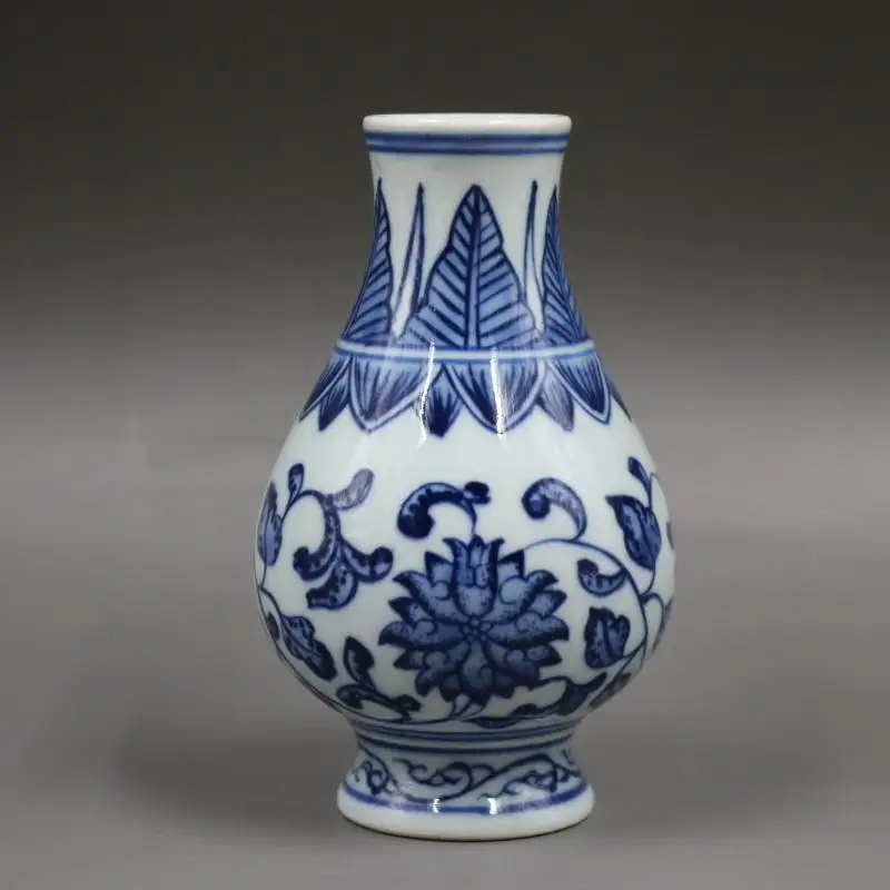 

Китайский Синий и белый фарфор Qing Qianlong Lotus узор с вазой 4,30 дюймов