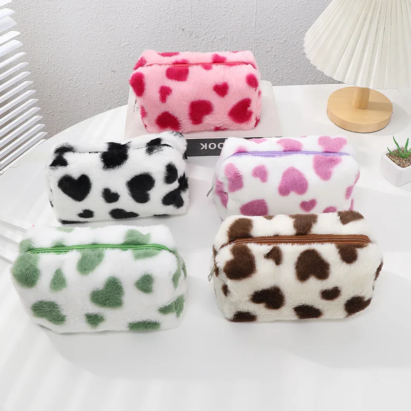 Cute Love Plush Cosmetics Makeup Bag, Large Capacity Storage Bag, Student Pencil Case, Change Daily Storage Pouch, Travel Pocket