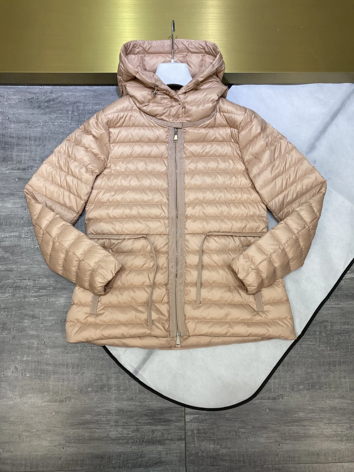 

Down jacket women 90% white duck down hooded Khaki lace up fashionable casual women's coat 2023 winter new