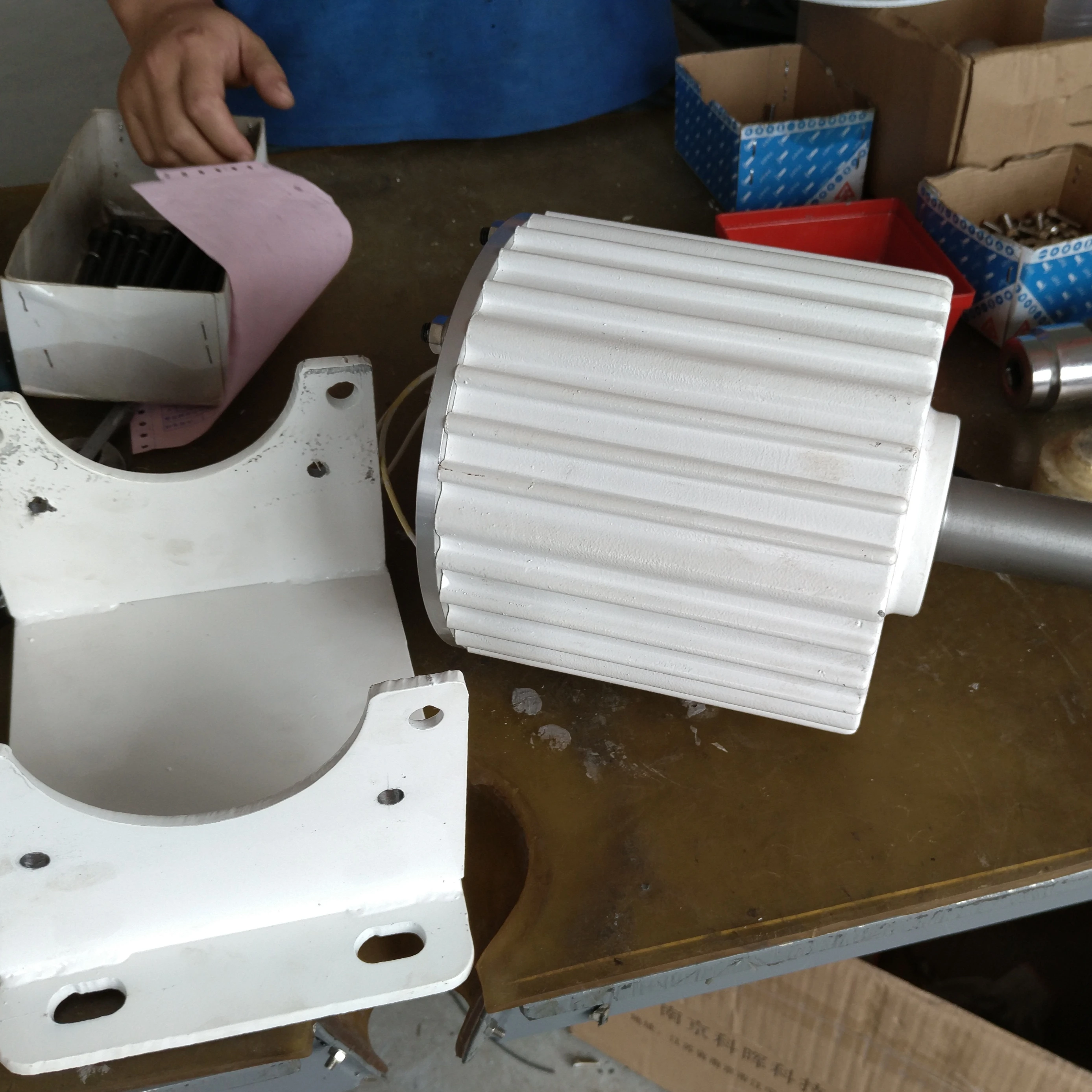 

Wind Turbine 2KW Permanent Magnet Generator Power Windmill AC 96V Rare Earth Low Rpm High Efficient Brushless Alternat Diesel
