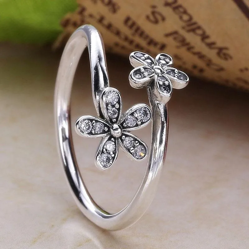 

Authentic 925 Sterling Silver Dazzling Daisy Flower With Crystal Rings For Women Wedding Party Europe Fashion Jewelry