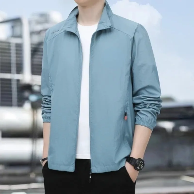 2024 Sunscreen Clothing for Men's Summer Coat Thin Skin Light Breathable UV Protection Ice Silk Men's Sunscreen Clothing for Men
