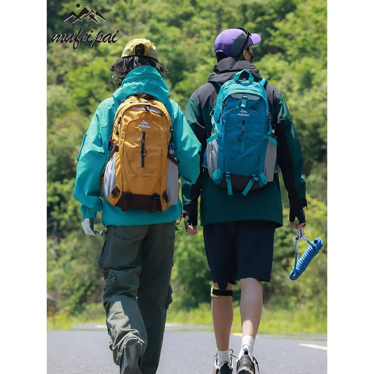 야외 스포츠 여행용 백팩 대용량 30L 남녀공용 경량 하이킹 가방 나일론 소재 쿠션 백 시스템 캐주얼 여행용