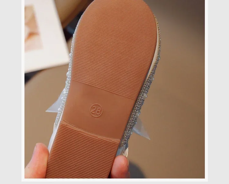 Description Picture 6 of itemChildren's Girl Princess Shoes New Soft Sole PU Leather School Student Flats Kids Rhinestone Crystal Footwear Size 23-35