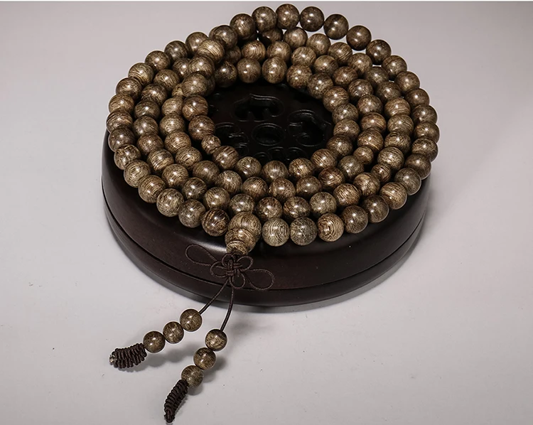 

Nha Zhuang Agarwood Bracelet 108 Men and Women's Natural Old Material Buddha Beads Rosary