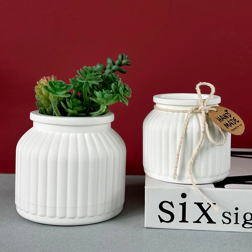Striped Round Planter Mold 2