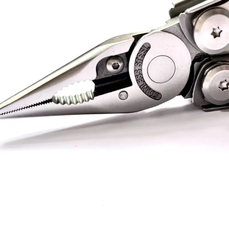 Foldable Multi-Tool Knife 2