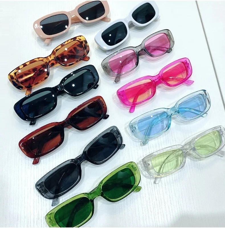 Elegant Women's Rectangular Sunglasses Vintage Style Eyewear_voghion.com