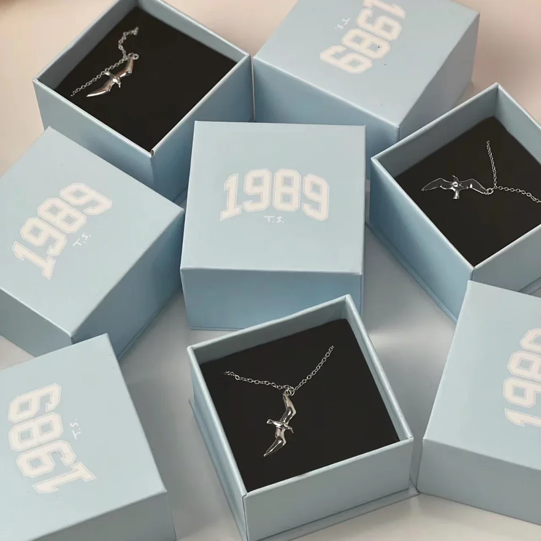 Classic Fashion 925 Magazine Series Jewelry Seagull Pendant Necklace Exquisite Fashion Versatile