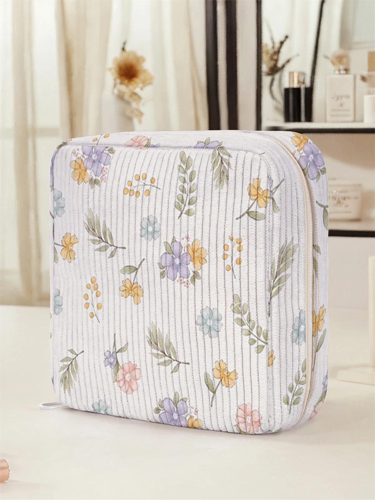 Floral pattern printed sanitary napkin storage bag, women's lightweight tissue bag, sanitary tissue bag