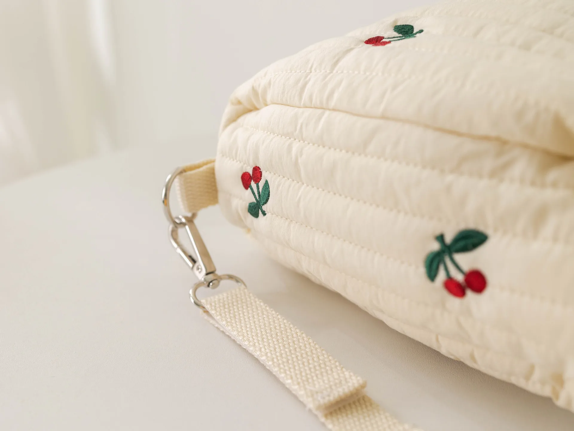 Cute Women Makeup Bags Ins Kids Cotton Diaper Bag for Stroller Hanging Bag Baby Items Nappy Caddy Organizer Mommy Bag Zipper 6
