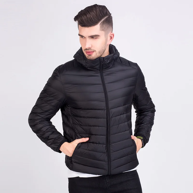 Mens Fashion Winter Jackets Ultra Light Windproof Hooded White Duck Down Coats Casual Autumn Portable Puffer Jackets Warm Parkas