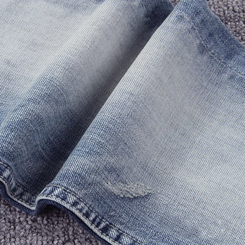 Italian Style Fashion Men Jeans Retro Light Blue Slim Ripped Jeans Men High Quality Male Trousers Vintage Designer Pants Hombre