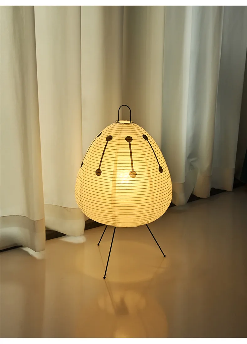 Akari 10a Floor Lamp