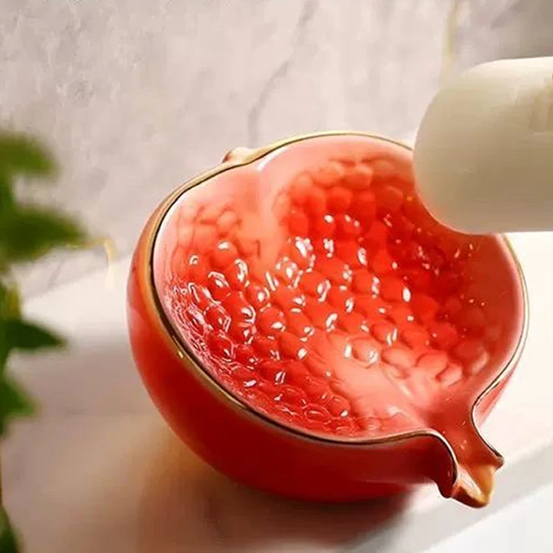Ceramic Soap Dish, Home Bathroom Supplies, Creative Light Luxury Cute Pomegranate shape Soap Box No Punching Draining Water, 1Pc
