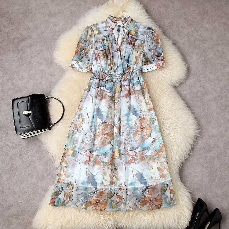 

Women's Summer 2023 New Blue Print with Short Sleeves and Standing Collar Fashionable Pleated Dress European and American