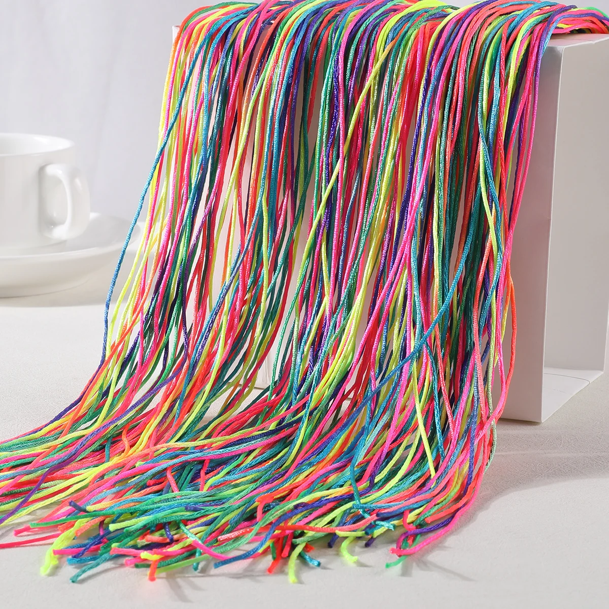 30 יחידות צמידי שיער צבעוניים לבנות לצמידי שיער אפריקאיים 90CM ילדות DIY צמידי זנב סוס נשים עיצוב אביזרי שיער