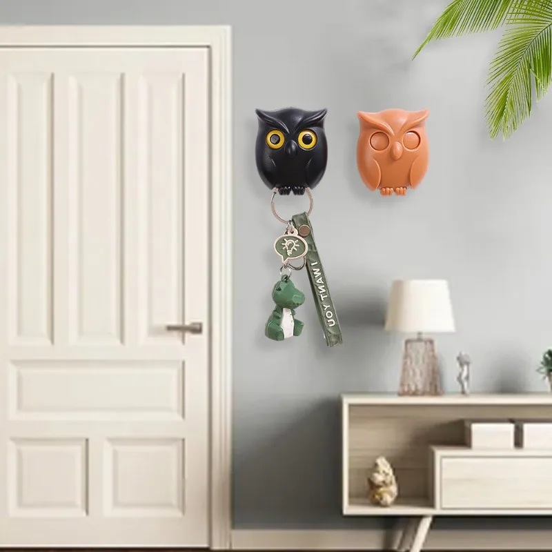 Owl Magnetic Key Hook Auto Blinking Cute Hooks No Punch Storage Hooks Kitchen Home Wall Decoration Hooks Funny Gift Room Decor 4