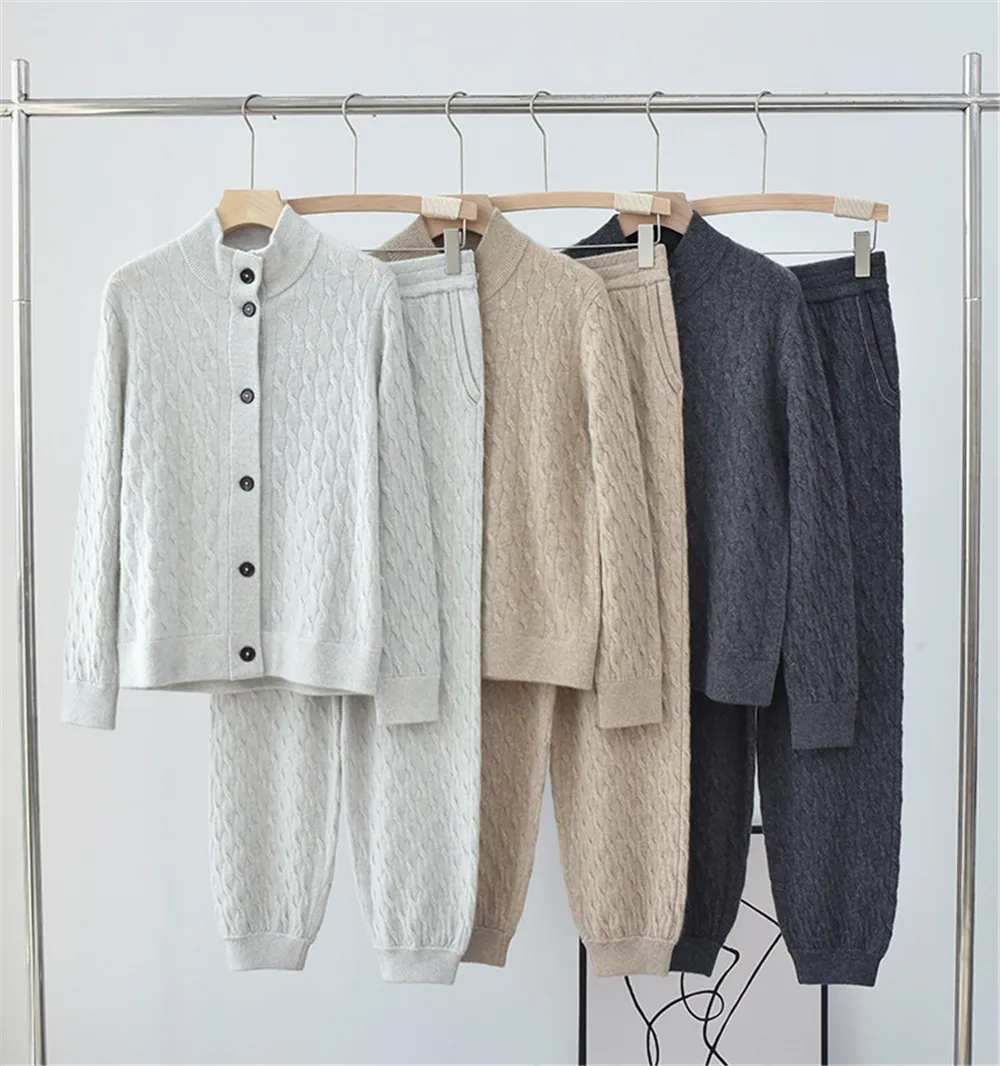 Женский витой кашемировый костюм