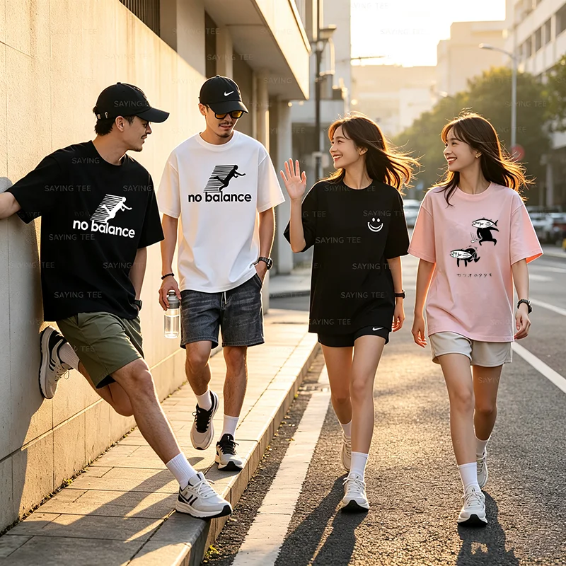 Herren-T-Shirt „No Balance“ mit humorvoller Grafik – Lässiges Streetwear-Kurzarm-T-Shirt mit Spruch, Y2k-Cartoon-Comic, Damen- und Herrenkleidung, Oberteile