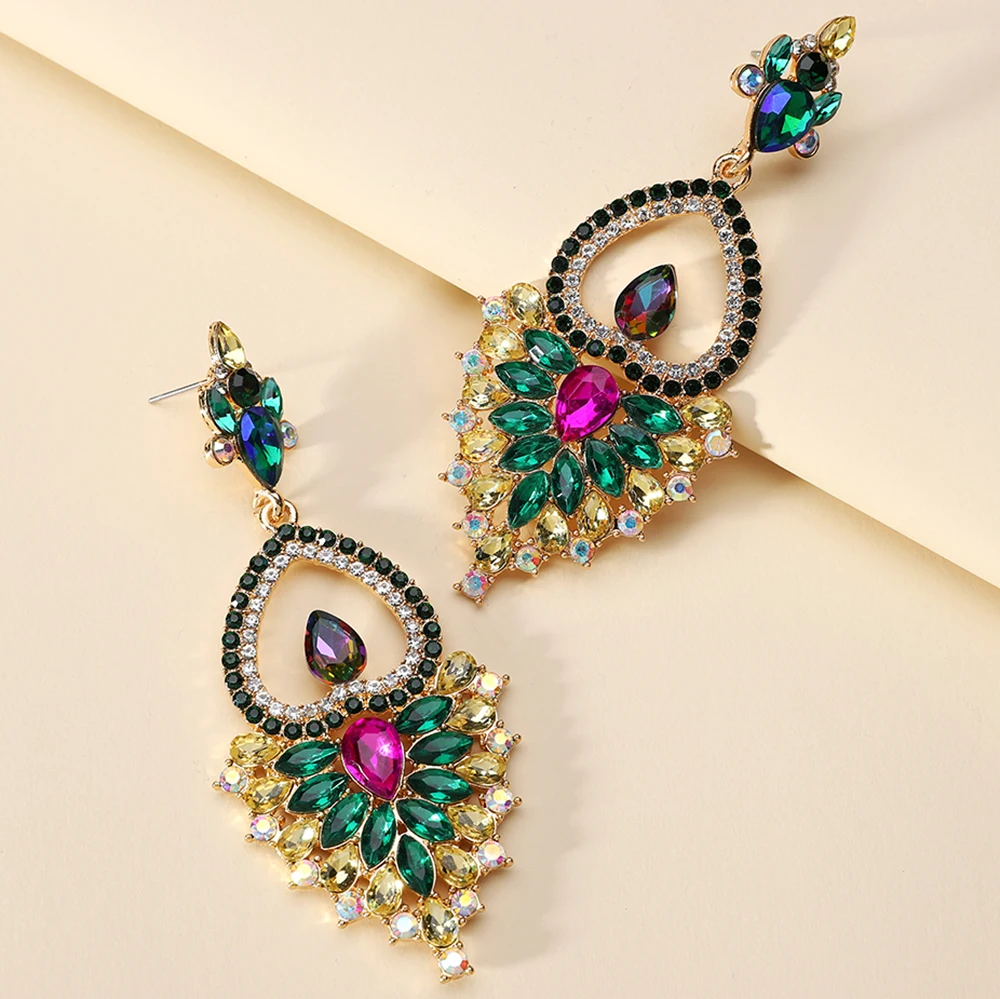 Earrings 2024 main image 0
