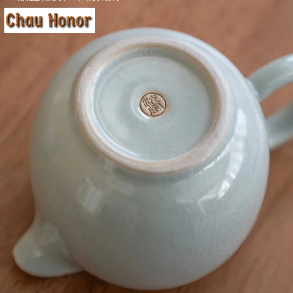 Retro Azure Ru Kiln Porcelain Tea Pitcher Retro Tea-separating Cha Hai Justice Cup Coffee Tea Ceremony Decoration Supplies