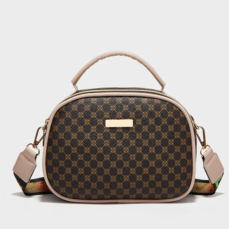 Women's 2024 New Portable Casual Fashion Pattern Iron Plate Decorated Crossbody Bag Portable Ribbon Camera Square Bag