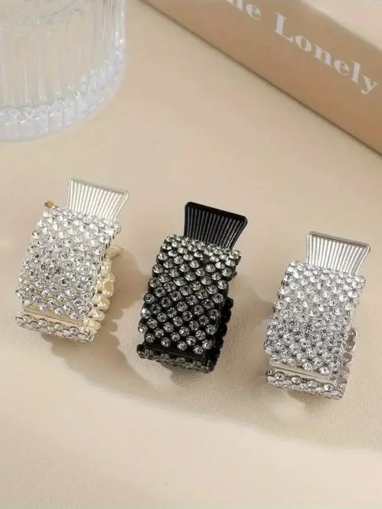 Elegante haarclip met sprankelende strass voor dames_voghion.com