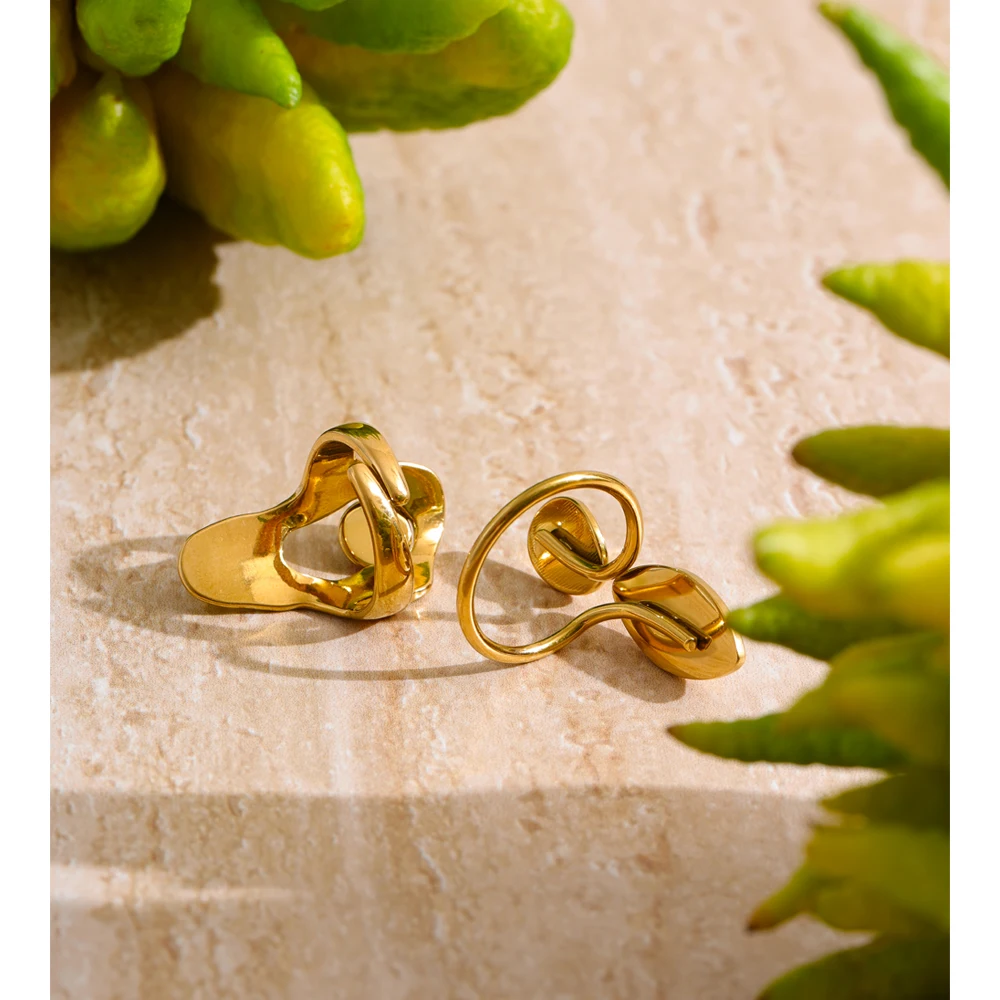 Yhpup Ring Geometric Golden