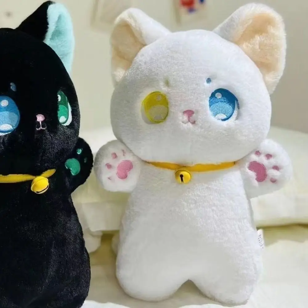 

Плюшевая игрушка в виде кошки, черно-белая кошка с разными глазами