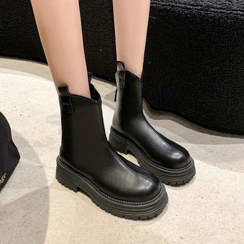 

Новинка 2024, зимние ботинки челси, женские зимние ботильоны на массивной подошве с молнией сзади, ботильоны на низком каблуке, обувь с круглым носком