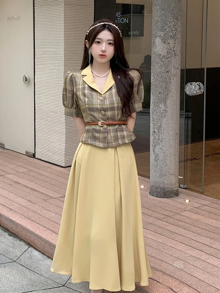 

Hepburn Wind Summer Two Piece Set Fashion Women Notched Single Breasted Plaid Blarers Tops+High Waist A Line Pleated Skirt Suit